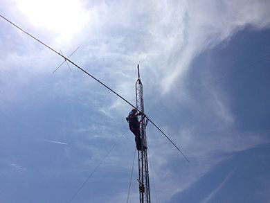 Rick starts piecing together the 40 meter beam
