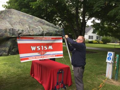 Rory hangs the banner