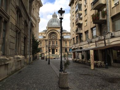 National bank as seen from Care cu Bere