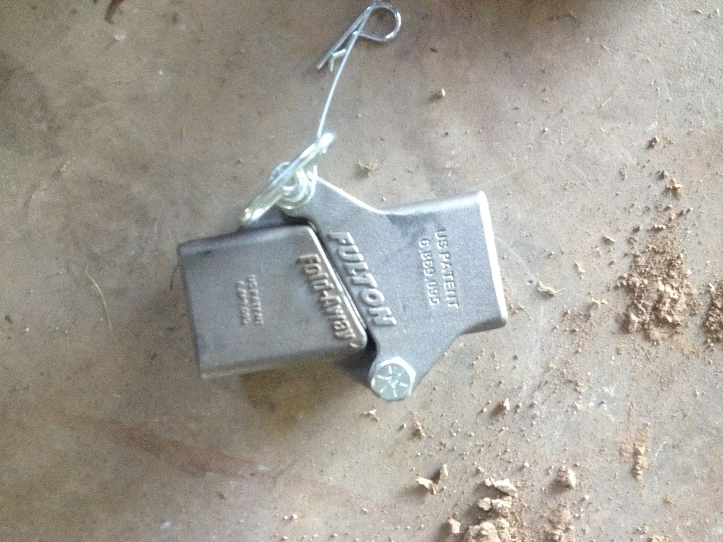 Installing a Fulton fold away tongue and winch on a 91 trailer TeamTalk