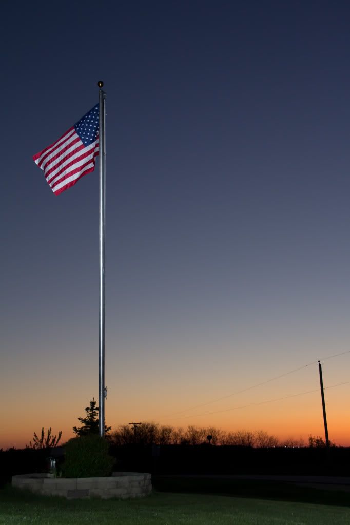 IMAGE: http://i1006.photobucket.com/albums/af186/Sacadelic/IMG_1739-1.jpg