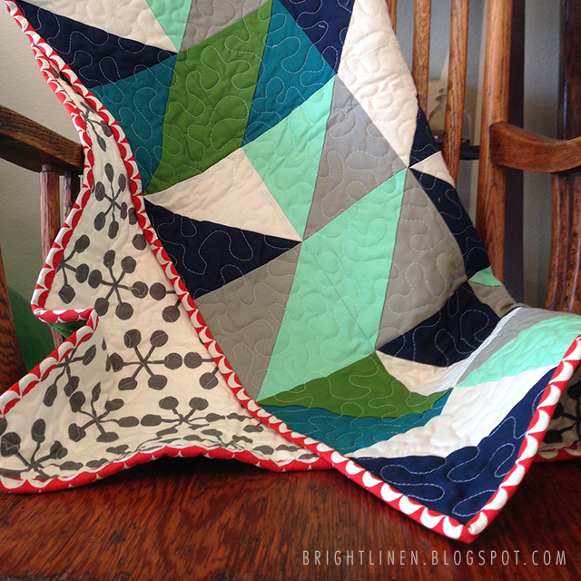 HalfSquareTriangleBabyQuilt