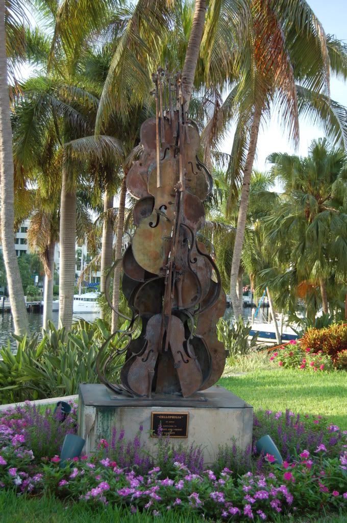 PerformingArtsViolinSculpture.jpg