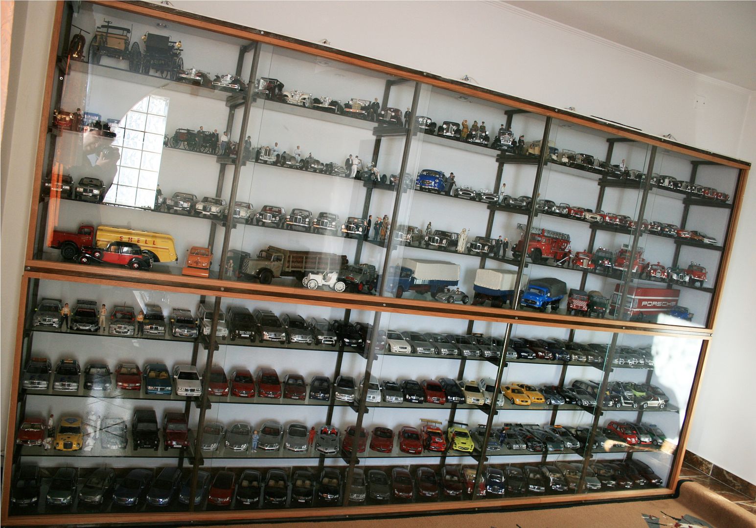 Mihail Neagu Mercedes Benz Collection Dx 1 18 Collectors
